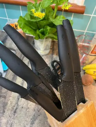 Nutriblade knives on your countertop